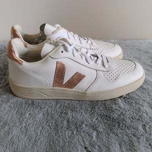 VEJA V-10 Sneakers in Metallic Rose Gold EUR 41 US 10 UK 8 NWOT
